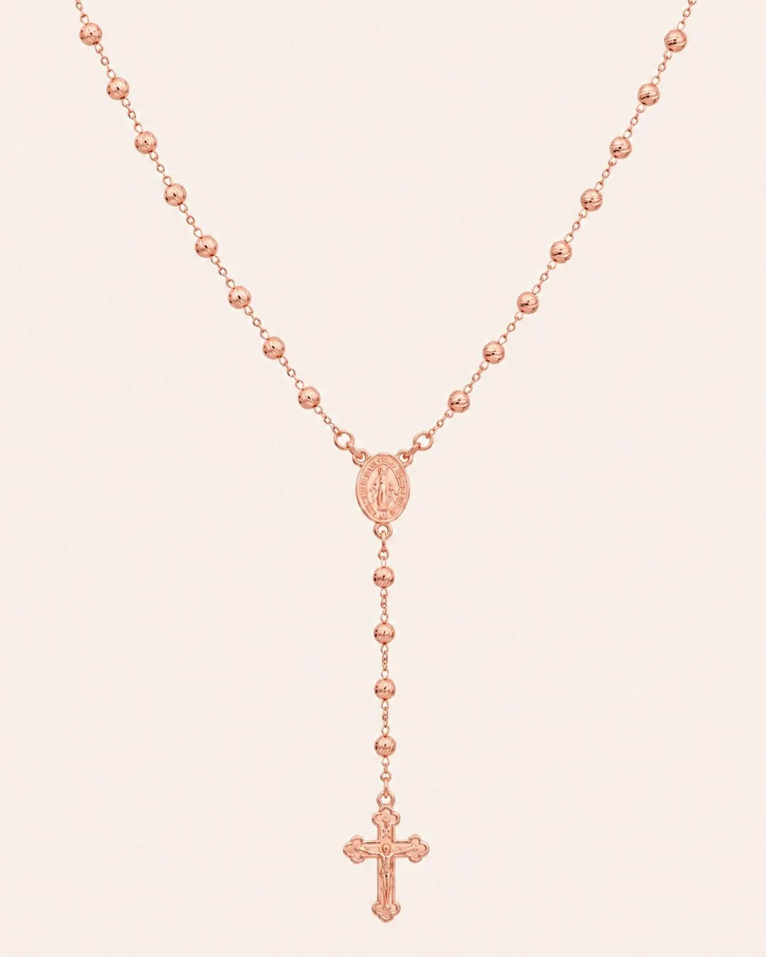 Camándula para mujer bañada en oro de 18K
